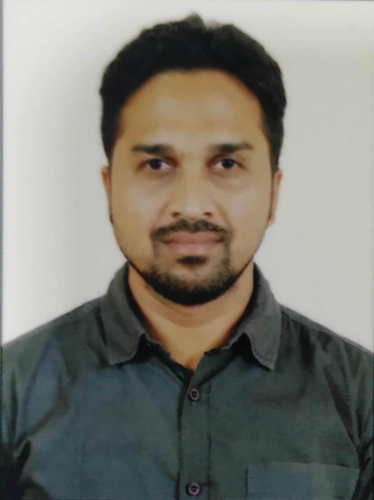 Dr.Shobhit Khandare